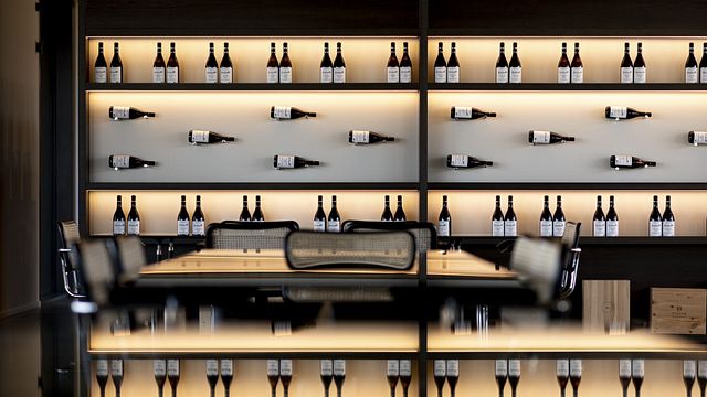 LOCAL: Cata de vinos (selección DOCG/fermentación espontánea) con tabla de jamón y queso local | Feudo Antico