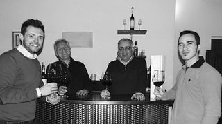 Cata de vinos y visita guiada en Mauro Sebaste