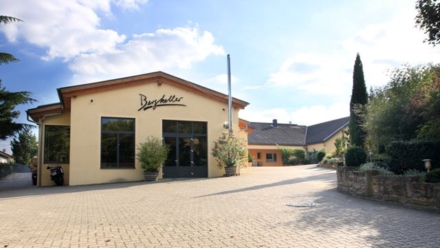 Bergkeller Winery: Organic Wines & Sparkling Delights
