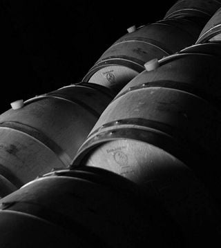 Cata y Visita de Vinos en Legado De Orniz
