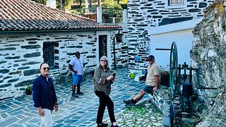 Valle del Douro con guida esperta di vini, barca, pranzo, visite e degustazioni