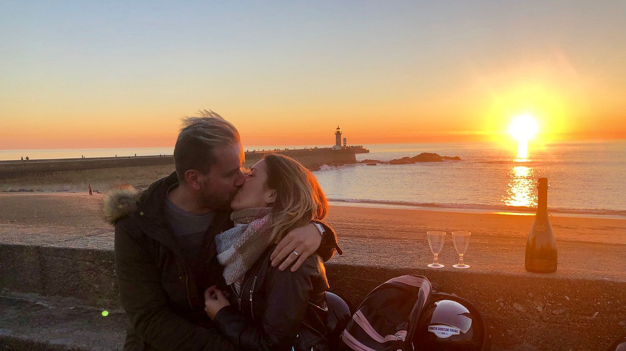 Pôr do sol e champanhe no Porto
