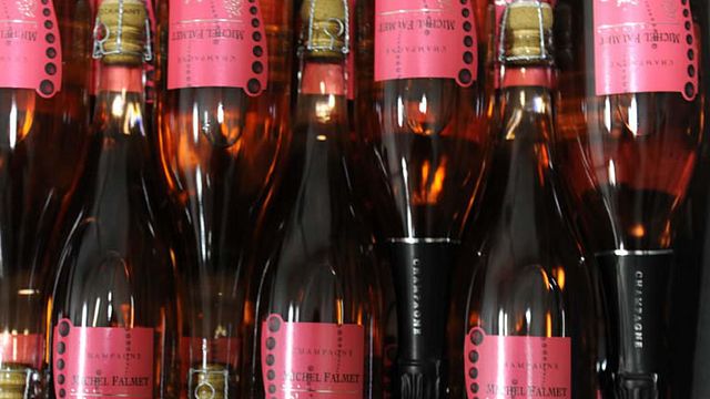 Degustazione di champagne e visita allo Champagne Falmet-Collot