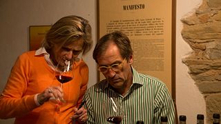 Cata de vinos y visita guiada en Savignola