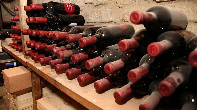 Sample Tuscan Organic Wines with Local Bites