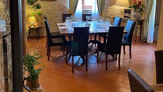 Cata de vinos y visita guiada a Fattoria Il Colombaio.