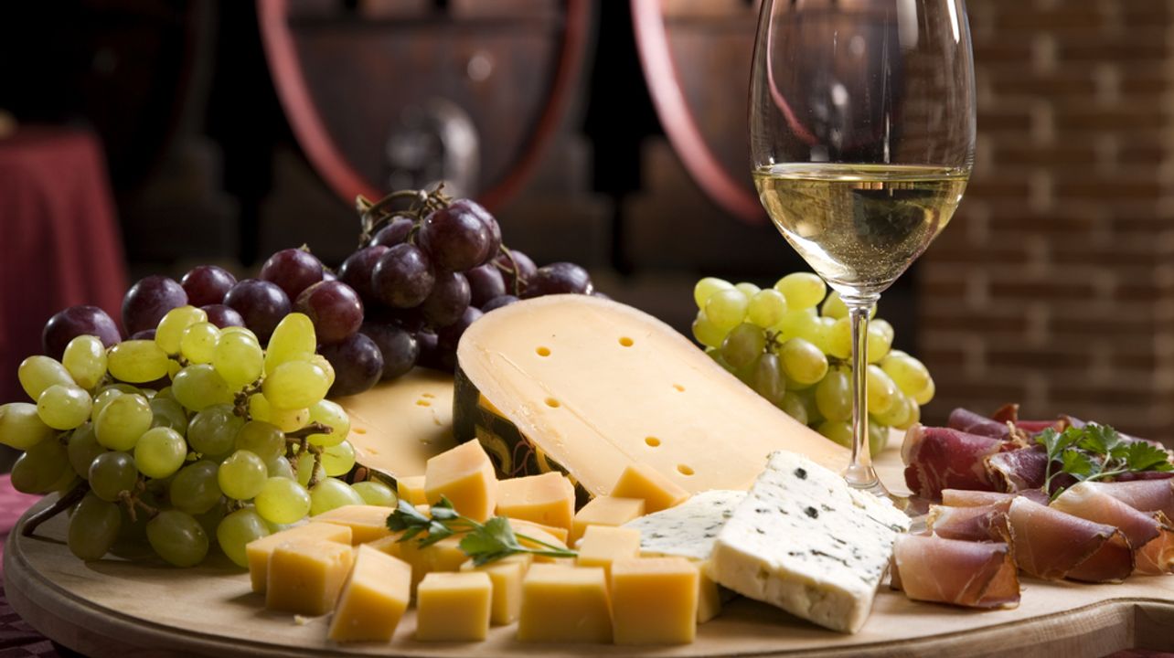 Bordeaux Barrel Tasting & Winery Tour at Château des Places