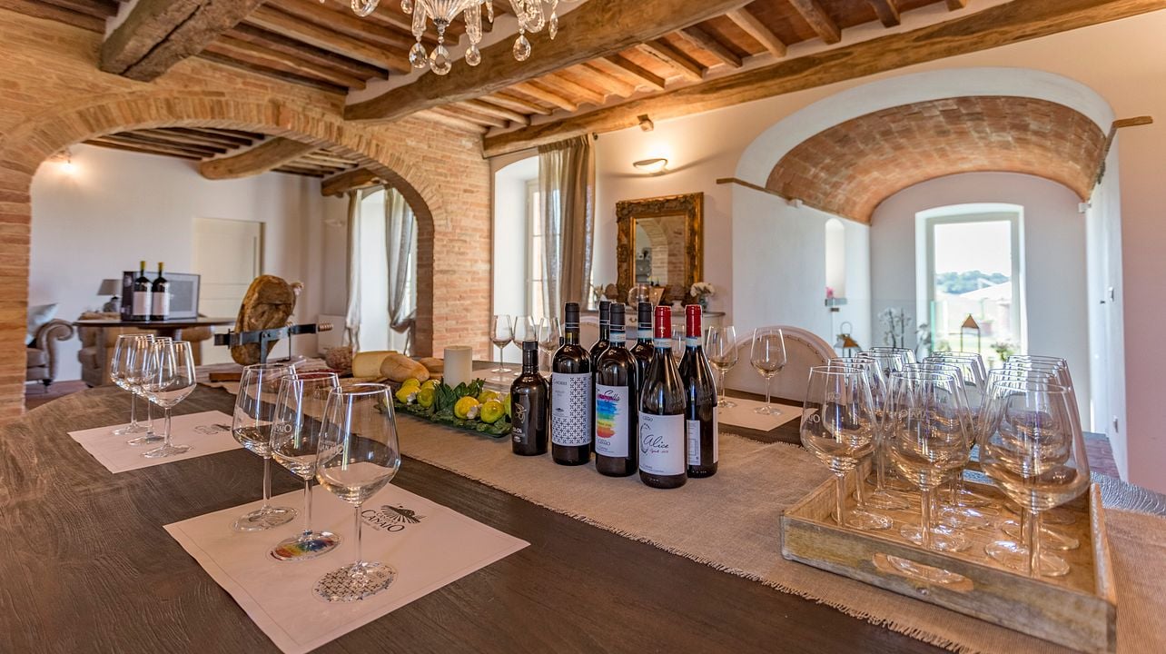 Weinprobe und Mittagessen im Herzen der Toskana 