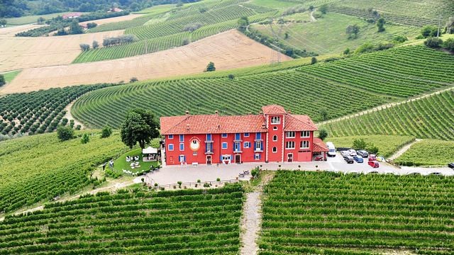 Manfredi - Bricco Rosso Winery