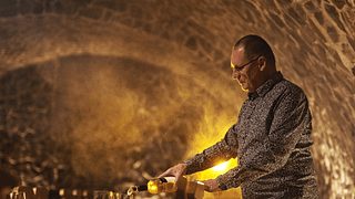 Degustação de vinhos e queijos - prato de carnes
