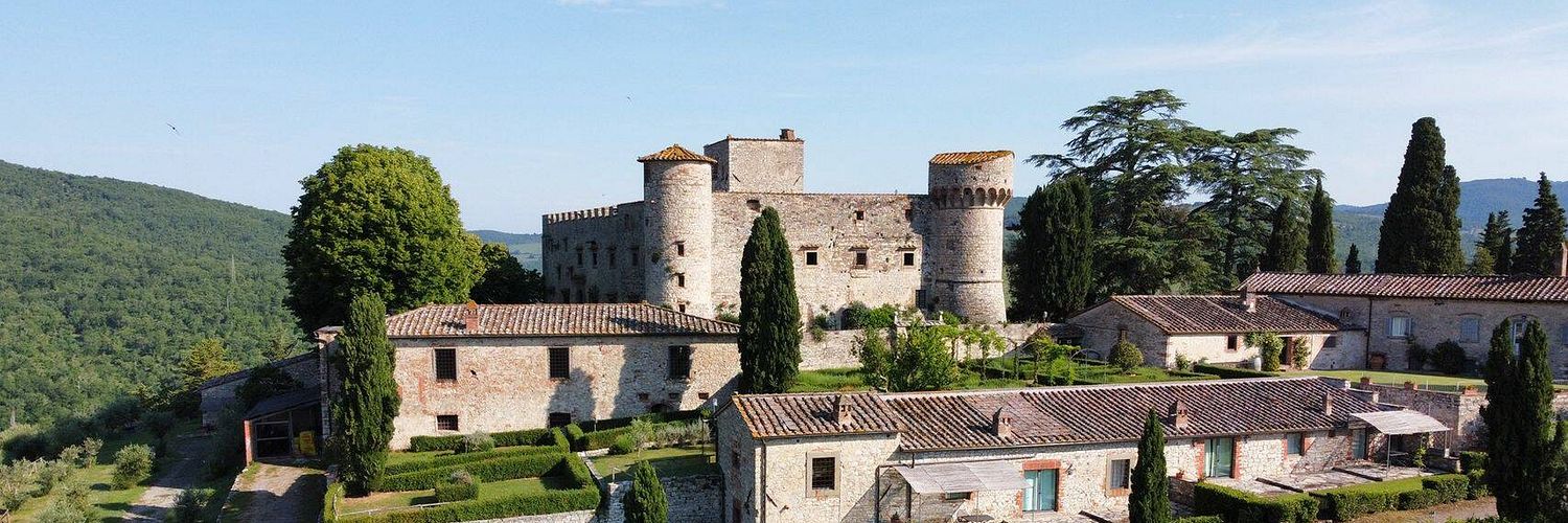 Castello-di-meleto-viticola-toscana-societa-agricola-per-azioni-building-1707x960