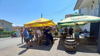 Cata de vinos en la bodega Peshkov