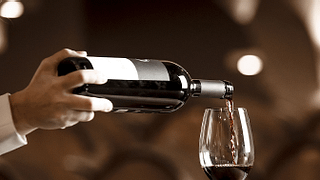 Tour de vinos de prestigio en Umberto Cesari