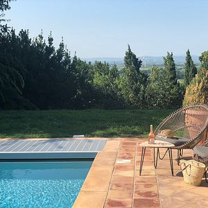 Soggiorno nel lusso con una magnifica vista sui vigneti allo Château de Paraza