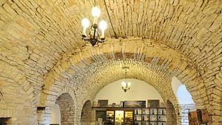 Degustação de vinhos e visita guiada à Cantine Torrevento