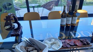 Degustação de vinhos espumantes com harmonização gastronômica
