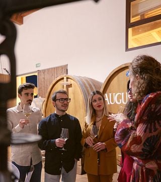Weine und typischer Brunch in den Ländern Friedrichs II. von Schwaben | Augustali