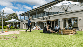 Tulloch Wines - Experiência de degustação de vinhos Hunter Heroes com queijos e charcutaria locais