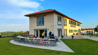 Enjoy a Prosecco Tasting with Hilltop Veneto Views