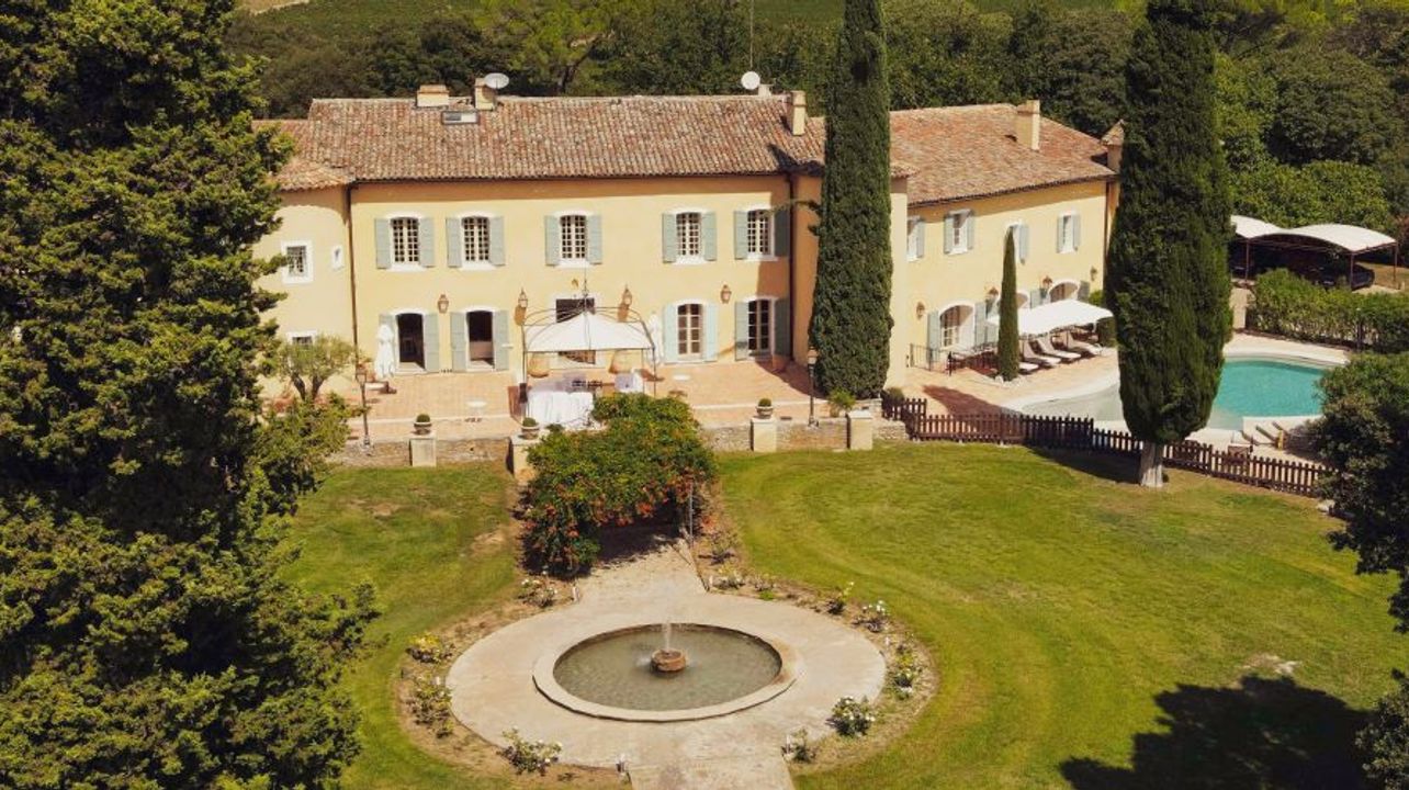 Degustazione di vini e una notte in suite allo Château les Crostes