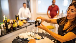Cata y visita a la selección de vinos de Santa Vitória