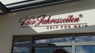 Vier Jahreszeiten Winzer