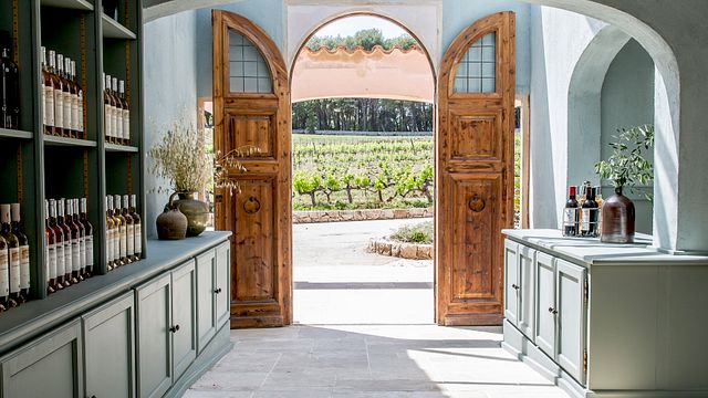 Flykt till hjärtat av Provence: vinprovning och lunch på Domaine Rabiega