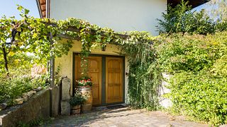 Burgenland’s Elegant Dessert Wine Tour & Tasting