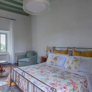Apartment Stay at Castello di Meleto
