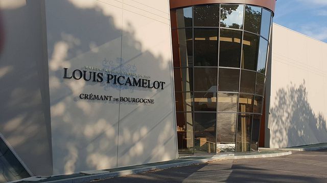 Degustação de vinhos e tour na Maison Louis Picamelot