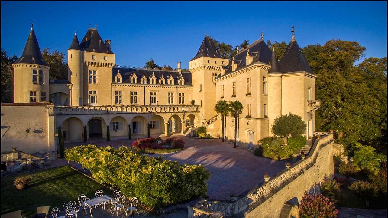 Chateau De La Riviere