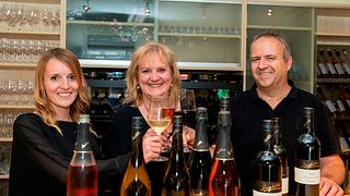 Dégustation de vins et visite à la Destillerie Bergkeller