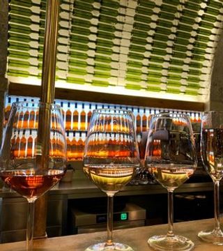 Increíble experiencia de cata de 5 vinos