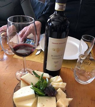 Wine tasting and tour at Azienda Agricola Oreste Stefano