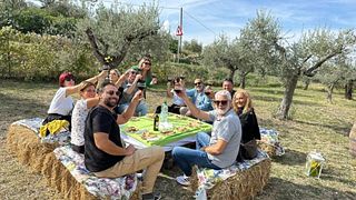 Umbrien: Führung zu einer traditionellen Ölmühle + Verkostung von Olivenöl, Wein und Speisen