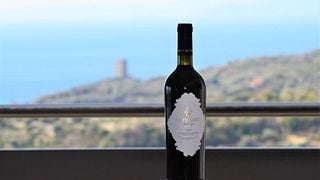Tour 'Symvolo' con 3 calici di vino