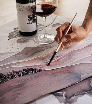 Experiencia de cata de vinos y pintura sobre vino