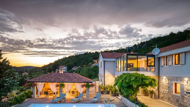 Avkopplande tillflyktsort på Krolo Villa