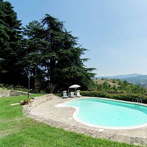 Charming Bed and Breakfast at Castello di Grillano