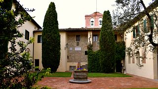 VISITE DE L'ABBAYE DE BADIA DI MORRONA, VISITE DES VINS ET DÉGUSTATION DE VINS DANS LA CAVE