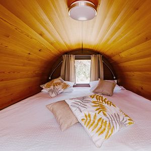 Dormire in una botte a Siete Bancales