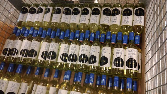 Weinbau Schreiber: A Family Winery in Pfalz