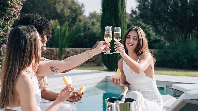 Champagne Sanger