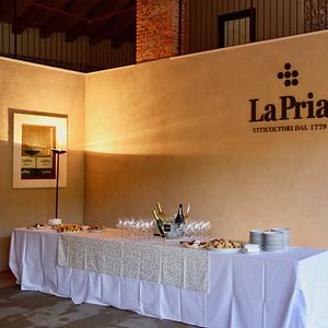 Ferme prestigieuse dans la cave avec piscine de la cave La Pria
