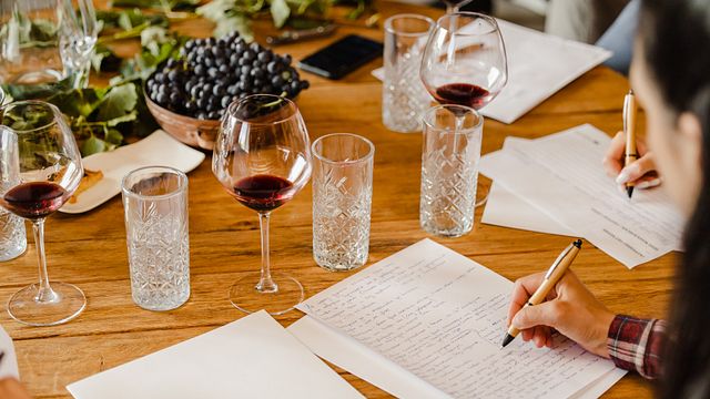 Dégustation de vins d'assemblage haut de gamme au Château Copsa