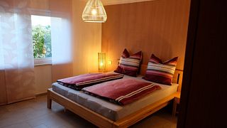 2 appartamenti con 2 camere da letto nel Weingut FJ Regnery