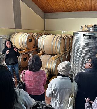 Sparkling Tssting bietet ausschließlich Weiß- und Roséweine sowie Käse an.