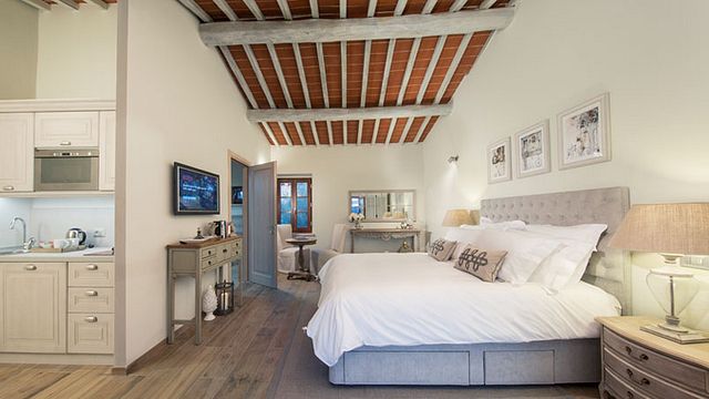 Fique em lindos apartamentos de Borgo Argiano | Tenuta Cappellina