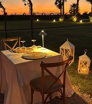 Dîner au coucher du soleil dans les vignobles de Torleanzi
