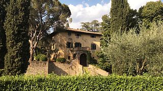 Cata y visita de vinos premium en Fattoria Della Aiola